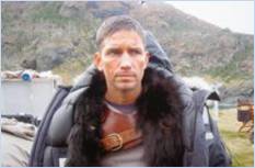 Jim_Caviezel_Kainan_in_Parka_thumb